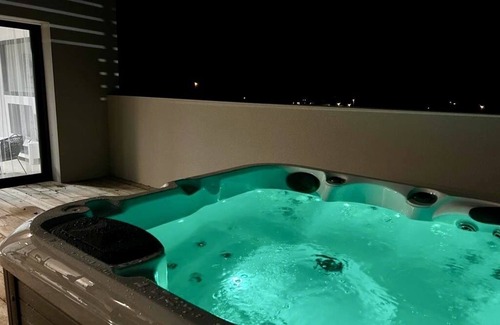 Treveneuc House | "Villa 'Bréhat', sea view and jacuzzi, 500m from the beach"