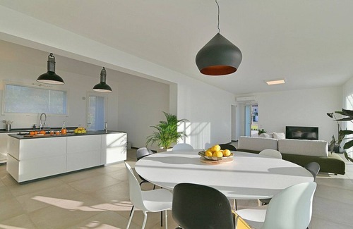 Coste Villa | Villa Brezza: A bright and sunny three-story villa situated in a quiet location, a few minutes from the town center, with Free WI-FI.