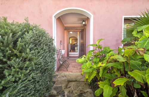 Punta De Su Turrione Apartment | VILLA BREZZA D'ORIENTE: fabulous villa with swimming pool
