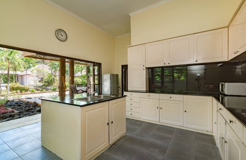 Bukti Villa | Villa Bukti Paradise