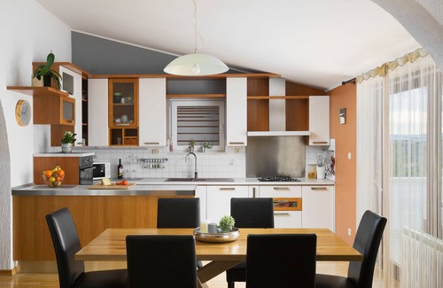 Dugi Rat Villa | Villa by the sea (170 m)fully air-conditioned with panoramic view, heated pool