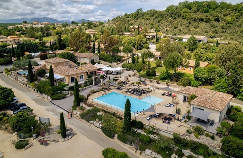 Saint-Maurice-dʼArdeche Villa | Villa Chenin - private terrace and garden