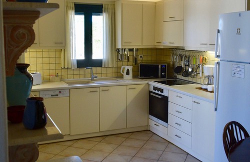 Aspro Villa | Villa Calista - affordable comfort sea views, private pool, near beach