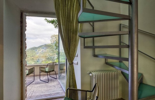 Monteggiori Villa | Villa Camaiore - Luxury restored castle with private pool
