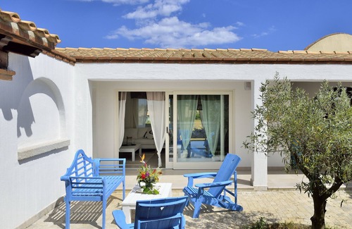 Sant'Elmo Villa | Villa 'Campidano' with Private Pool, Wi-Fi and Air Conditioning