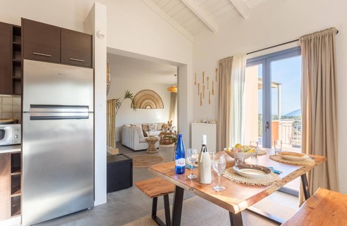 Mesovounia Villa | Villa Canova - Three Bedroom Villa, Sleeps 7