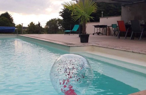 Sorigny Villa | Villa Cap-les Engreffieres 6 CH - 15 Pers Piscine - Superbe Terrasse 200 m2