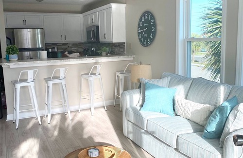 North Topsail Beach Condo | Villa Capriani 1BR Beachfront Escape-Pool, Hot Tubs & Resort-Style Amenities