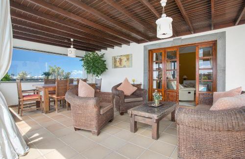 Montana Roja Villa | Villa Capricho