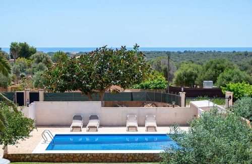 Portocolom Villa | Villa 'Capricho' with Private Pool, Wi-Fi and Air Conditioning