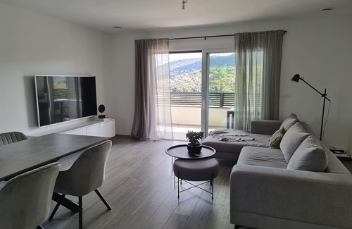 Koper Apartment | Villa Capris - Two bedroom apartment with balcony in Koper — Family sized Condo!