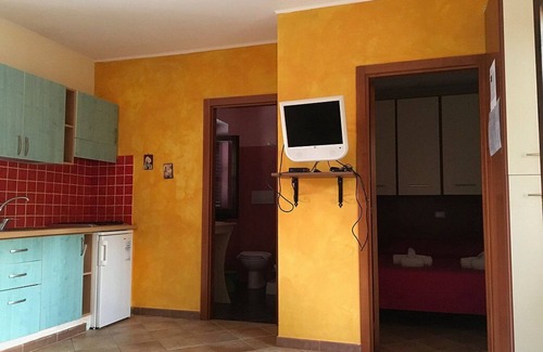 Defensola House | VILLA CARLA A Two-room apartment with garden