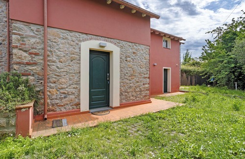 Arcola Villa | Villa 'Casa Conte Picedi Vineyars' with Pool, Garden, Terrace & Wi-Fi
