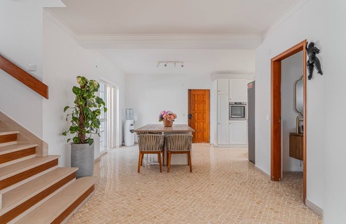 Charneca de Caparica e Sobreda House | Villa 'Casa Do Rei - Charneca' with Private Pool, Private Terrace and Wi-Fi