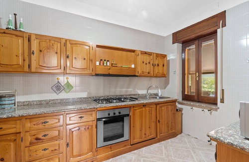 Iglesias Villa | Villa 'Casa Vacanze Maria Maddalena N° 1' with Mountain View, Wi-Fi and Air Conditioning
