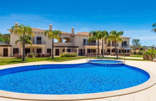 Branqueira Villa | Villa Cascata, 3 bedroom, Pool, close to Olhos de Agua