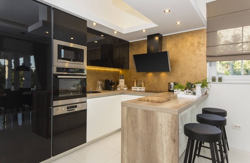 Viskovici Villa | Villa Casta Diva near Labin - Rabac with sea view and wellness