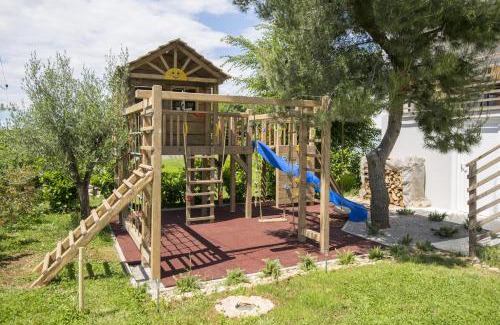 Viskovici Villa | Villa Casta Diva with sea view and wellness