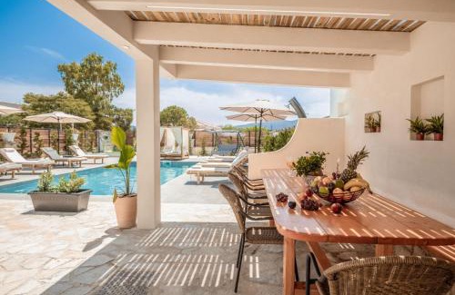 Agrilia Villa | Villa Cela with Private Pool, by ZanteWize