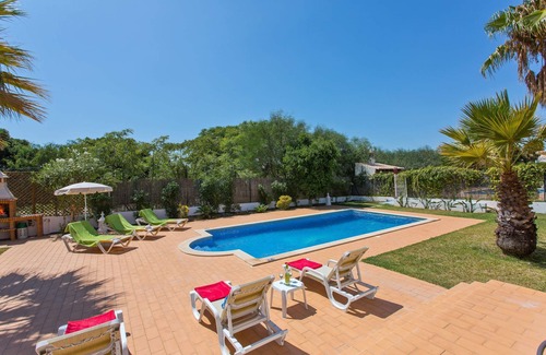 Branqueira Villa | Villa Celia by Villa Plus
