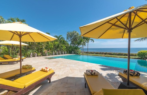 Lokapaksa Villa | Villa Cerah beachfront