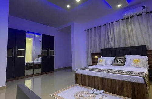Yof Apartment | Villa Chanel