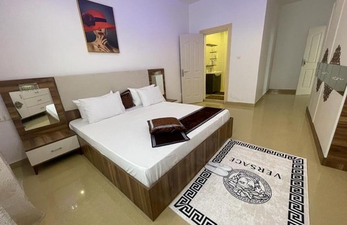 Yof Apartment | Villa Chanel