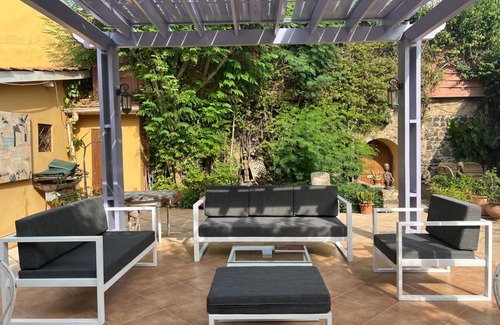 Dakar Bed & Breakfast | Villa Charles - île de Gorée