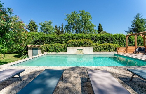 Fontvieille Villa | Villa 'Charmante Avec Piscine' with Private Pool, Wi-Fi and Air Conditioning