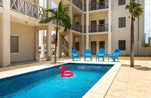 Belnem Condo | Villa CHICA BONAIRE Pool 3min to Beach Surf Kite Dive 5min to Downtown in Belnem