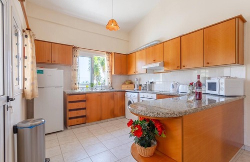 Latchi Villa | Villa Chrystalla - Three Bedroom Villa, Sleeps 6
