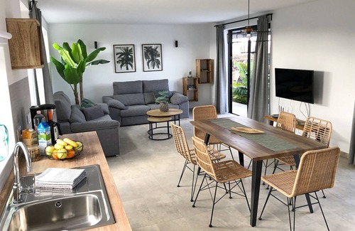 Lajares Villa | Villa "Cielo Azul", modern villa with heated saltwater pool, Wlan 300MBit/s