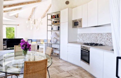 Tiriddo Villa | Villa Ciprea, with private swimming pool and two steps away from the beach