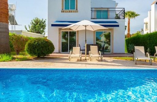 Latchi Villa | Villa Cleopatra: Large Private Pool, Walk to Beach, A/C, WiFi