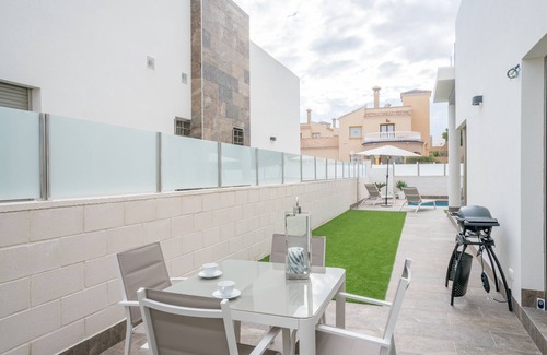 Orihuela Costa Villa | Villa Coco Caline - Superb modern villa with private pool 10 minutes from the beach
