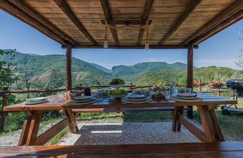 Acqualagna Villa | Villa Colombaia 10 - Three Bedroom Villa, Sleeps 10