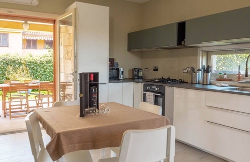 San Teodoro City Centre Cabin | Villa condominium pool 600mt from the Cinta