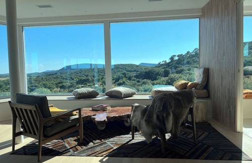 Corconne Villa | Villa Contemporaine Avec vue Panoramique sur le Pic Saint Loup