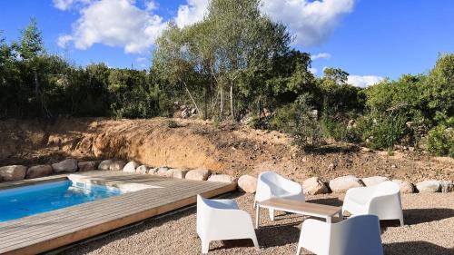 Cirendinu Villa | Villa Copains, 5 pers, piscine chauffée, 5 mn plage