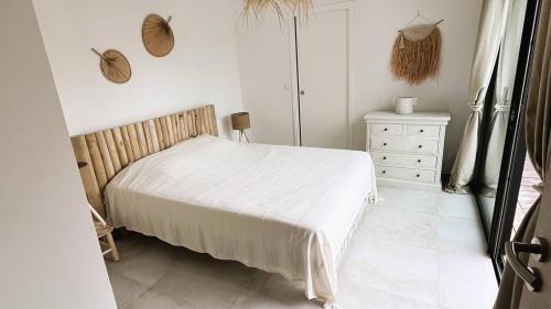 Cirendinu Villa | Villa Copains, 5 pers, piscine chauffée, 5 mn plage