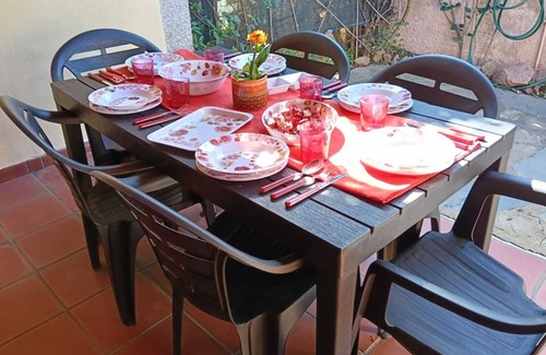 Budduso Apartment | Villa Corinne 2 rooms and private garden, close to all services