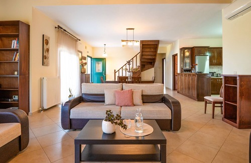 Sfakera Villa | Villa Costa: Family villa, A/C, WiFi, sleeps 7