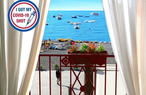 Positano City Centre Apartment | Villa Costanzo Sea Front Free WiFi