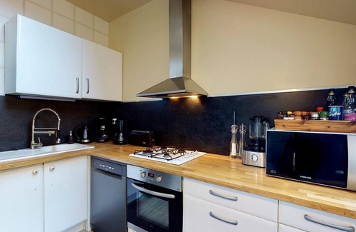 Villedieu-les-Poeles Cottage | Villa + Cour Paradis 22 pers 2 Cottage : billiards, 20 min sea