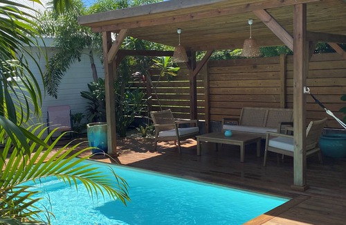 Saint-Francois Villa | Villa Créole Rénovée et son Jardin Tropical à 7 min du Lagon de St François