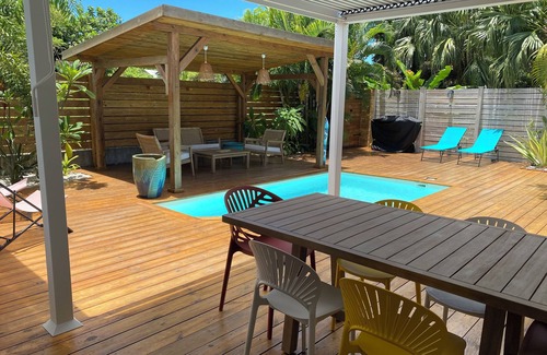 Saint-Francois Villa | Villa Créole Rénovée et son Jardin Tropical à 7 min du Lagon de St François