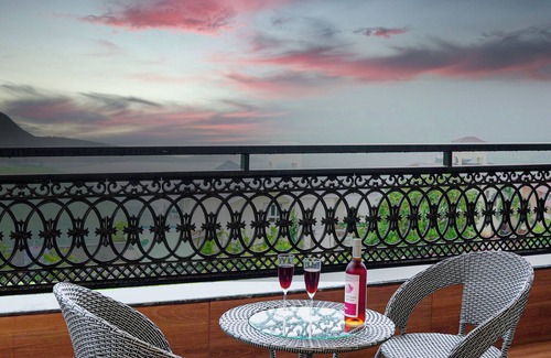 Panchgani Villa | VILLA CREDENCE - 4 Bedroom Villa with Private Swimming Pool in Panchgani