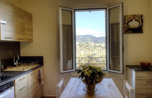 Saint-Sylvestre Apartment | Villa Cyrnos - NICE - City break