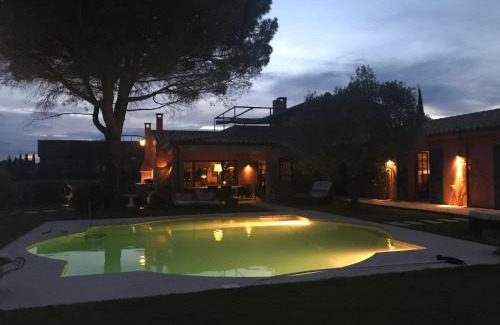 Palaja Villa | Villa d'exception à Palaja avec piscines intérieures et extérieures