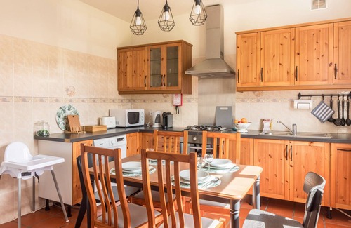 Santana Villa | Villa 'Da Olides - T3 and Studio' with Mountain View, Balcony and Wi-Fi